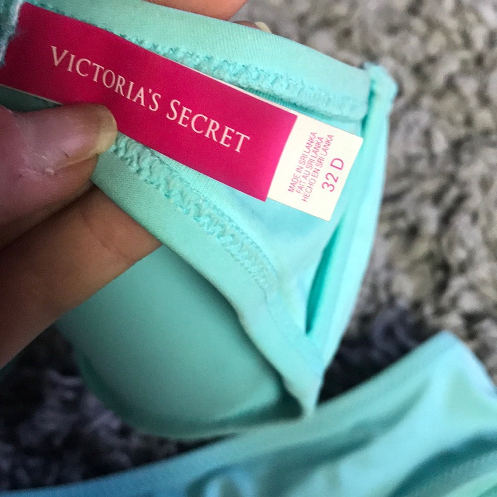 Bikini Victoria secrets - Picture 3 of 4